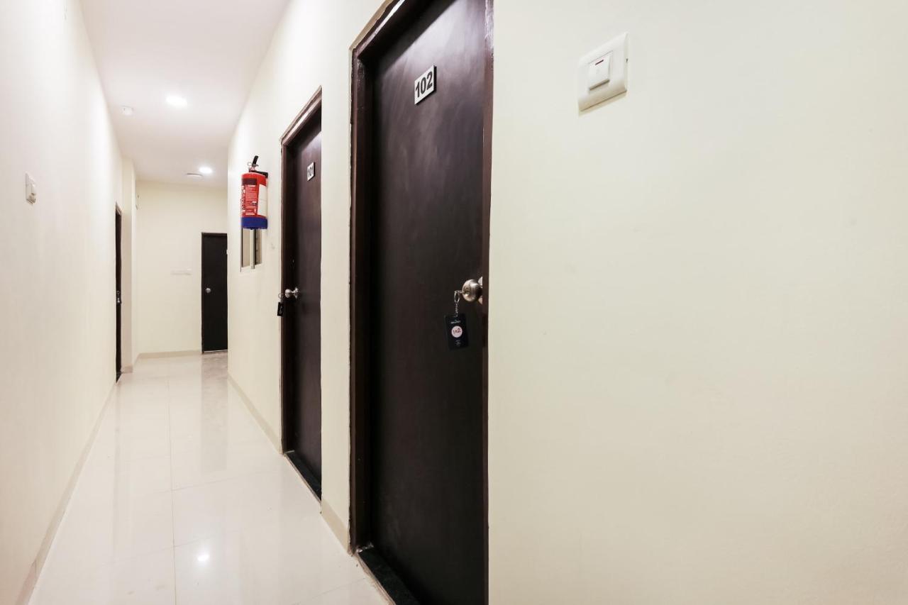 Oyo Flagship 30861 Hotel Velocity Vijay Nagar Indore Eksteriør billede